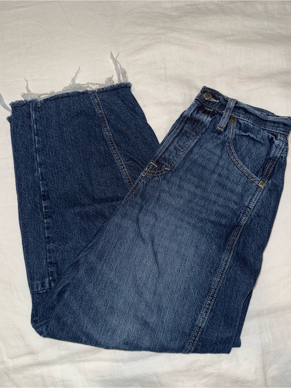 Universal Thread Barrel Jeans